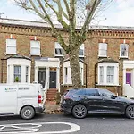 Spacious 1-Bed Near Maida Vale