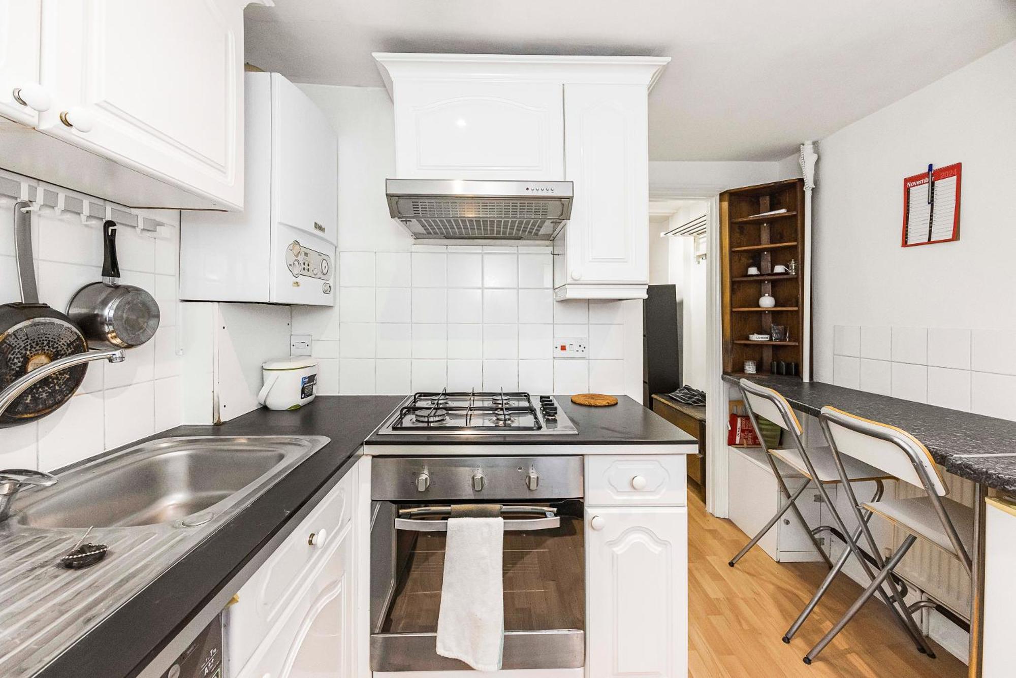Spacious 1-bed Near Maida Vale London